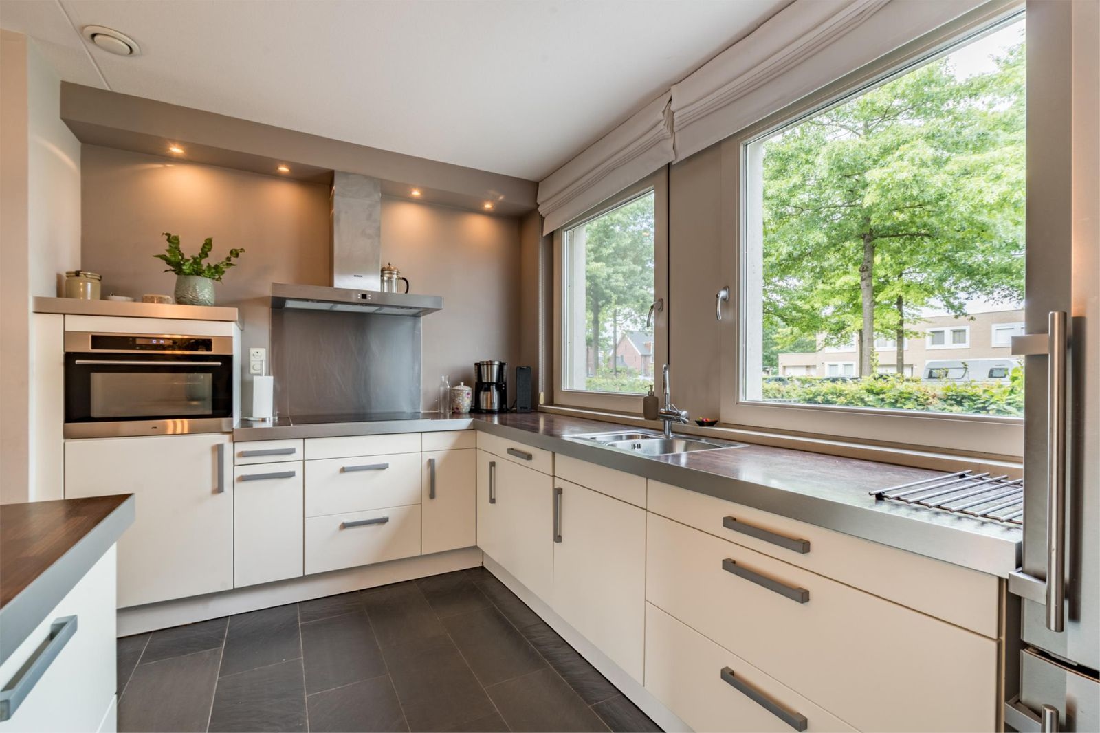 Laan van Avant-Garde 132