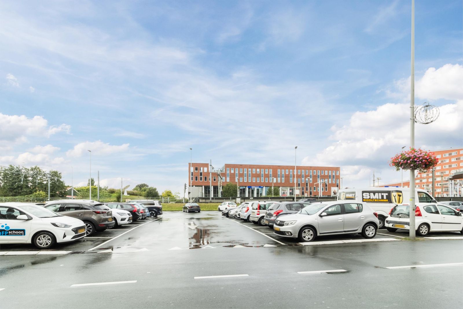 Simon Carmiggelthof 129