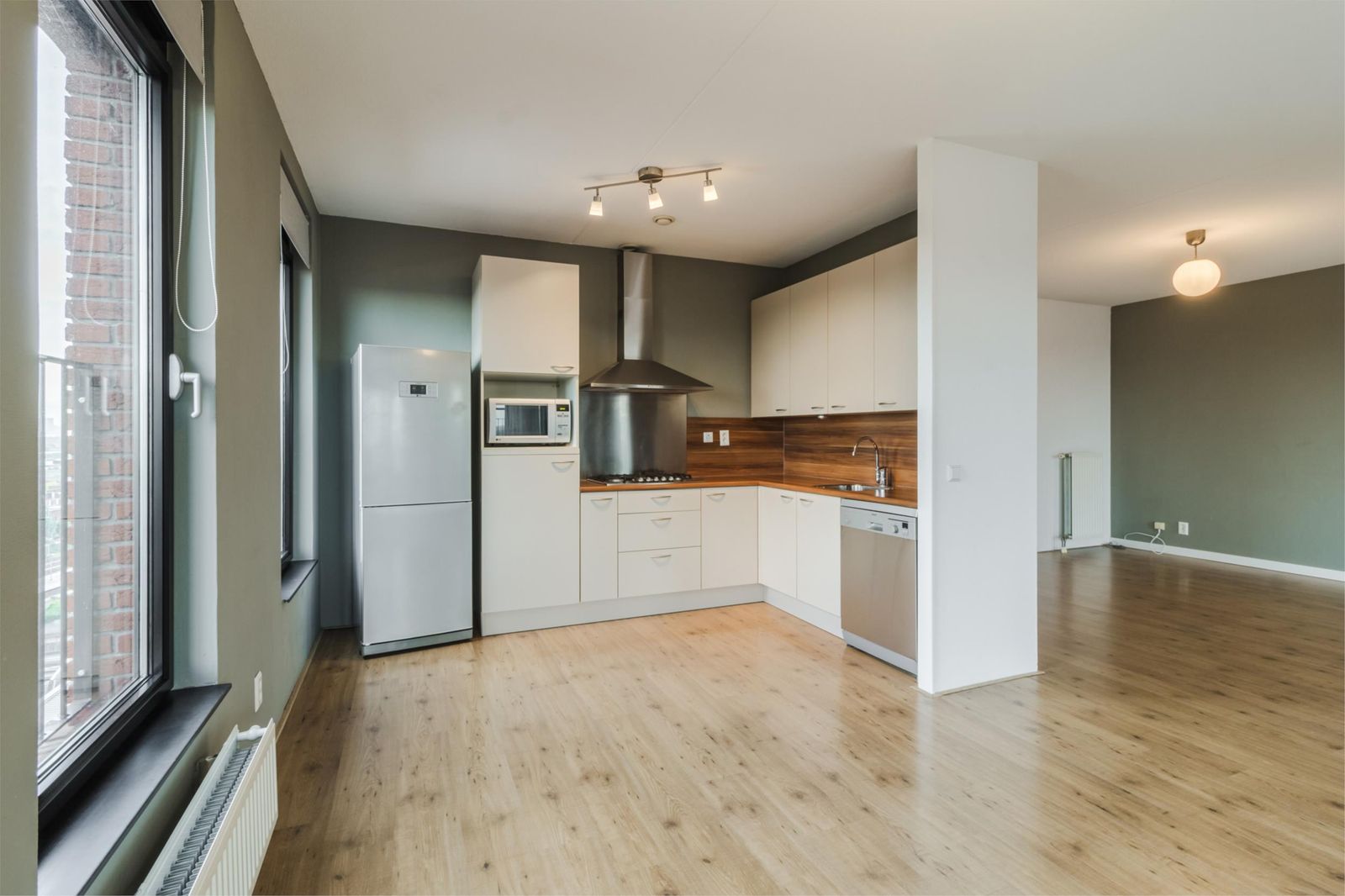 Simon Carmiggelthof 129