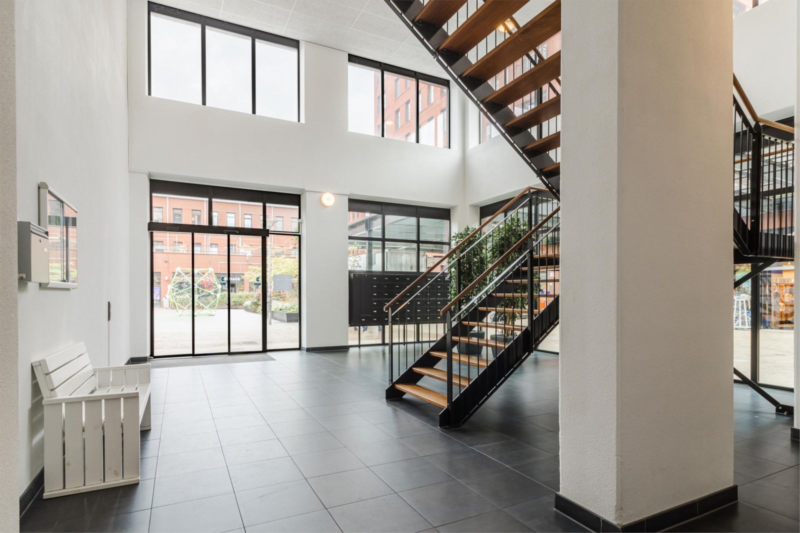 Simon Carmiggelthof 129