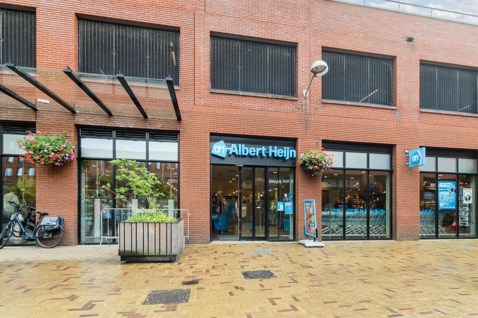 Simon Carmiggelthof 129