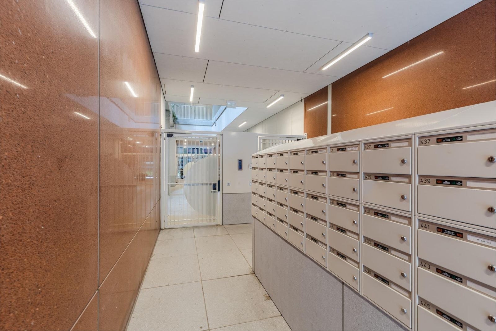 Oostenburgermiddenstraat 585