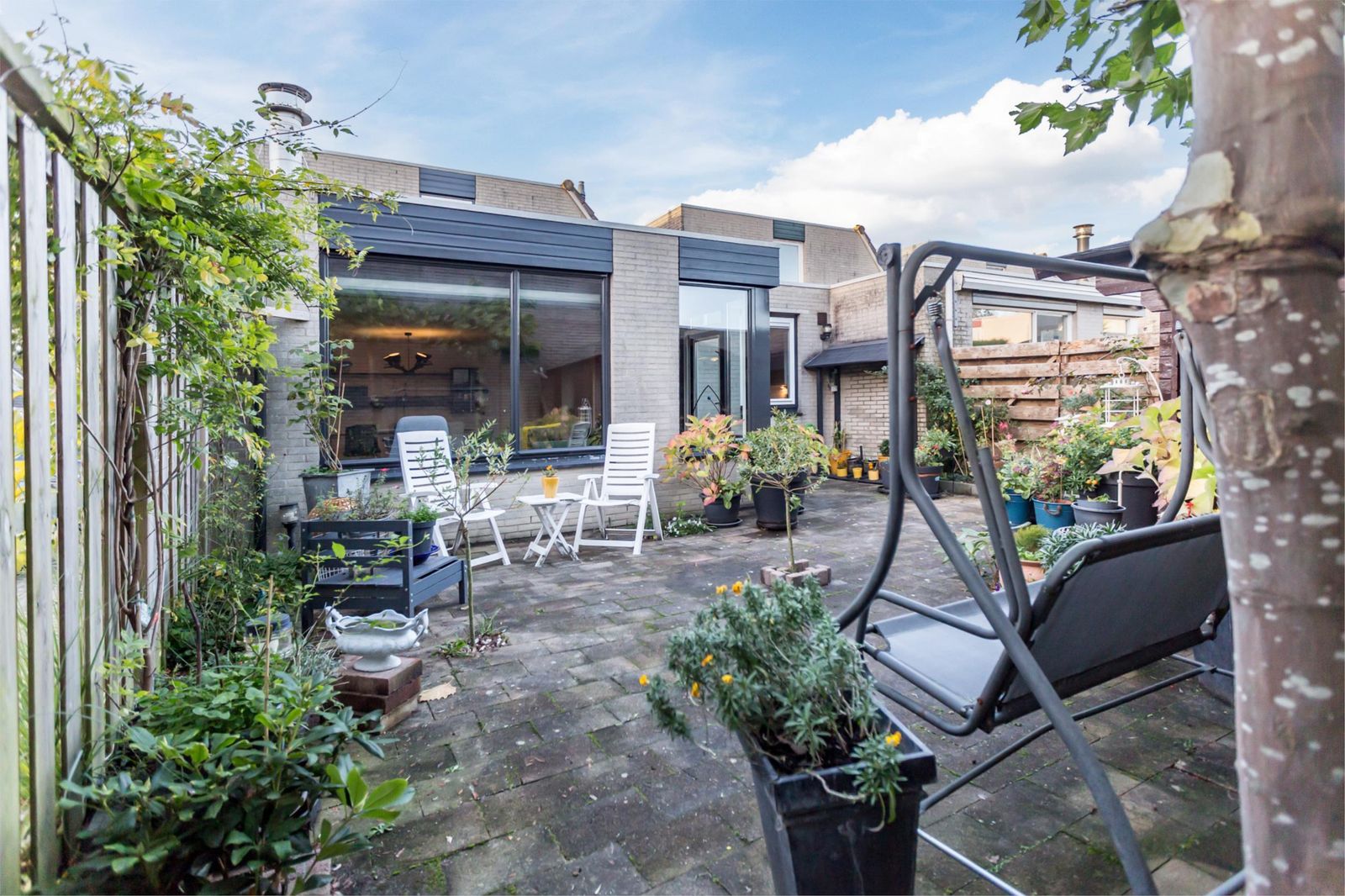 Lelietje-van-Dalenstraat 2