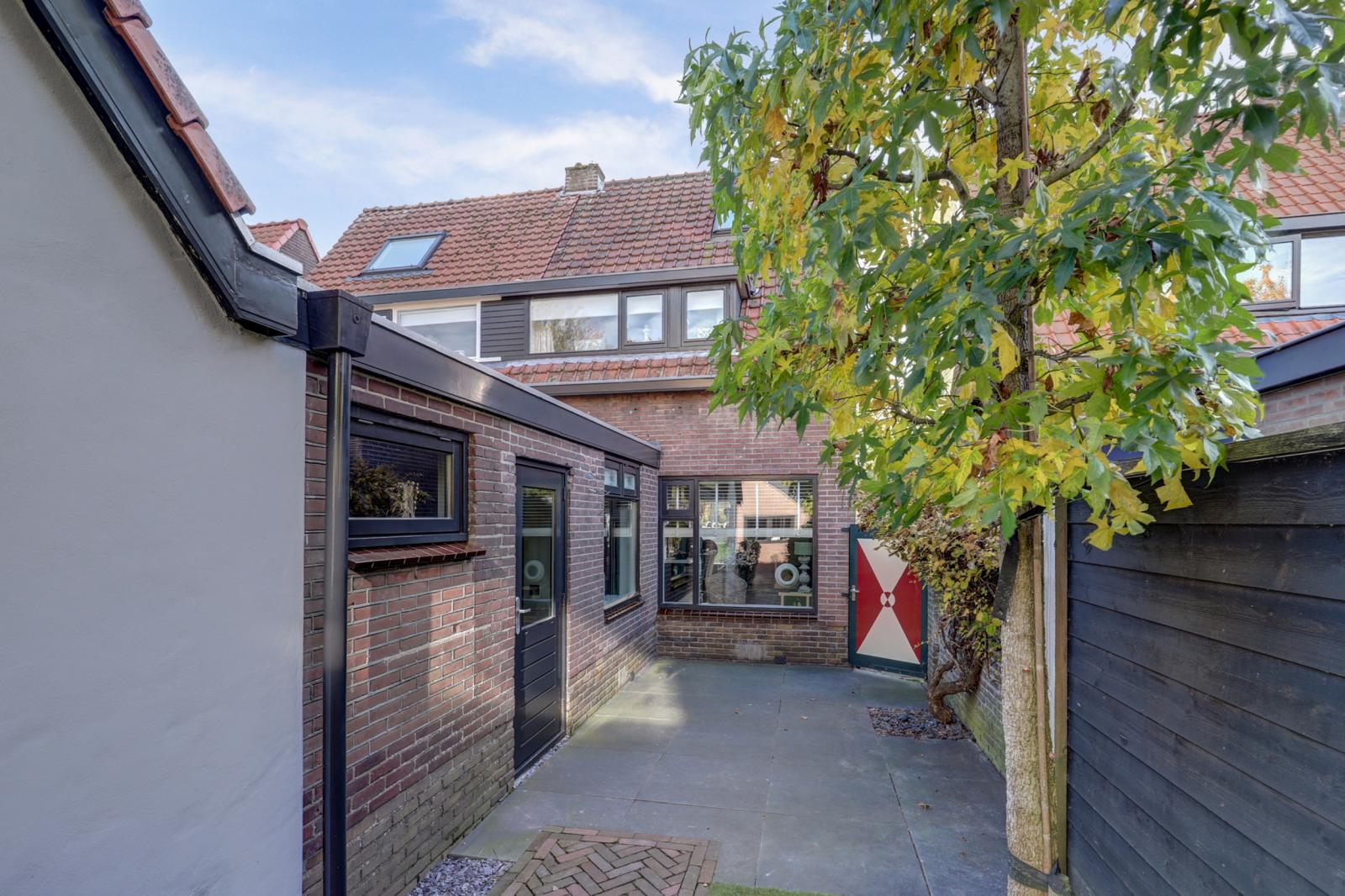 Dr. Slotemaker de Bruïnestraat 38