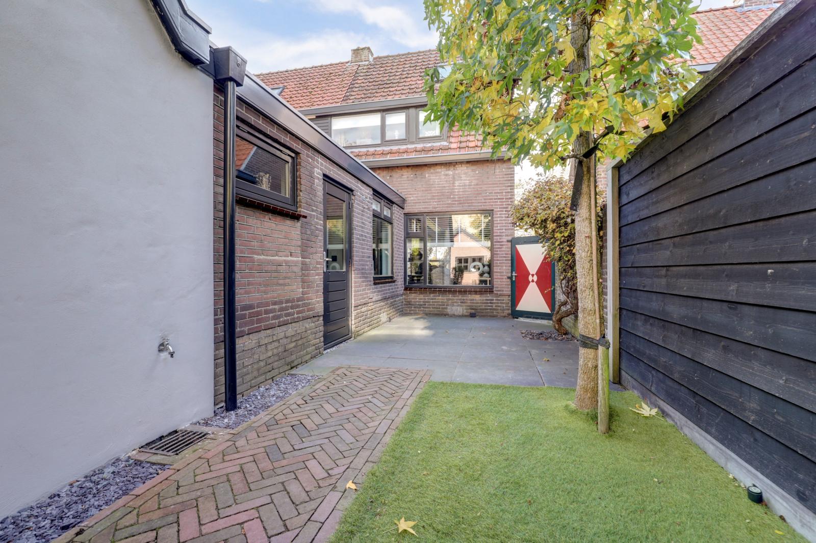 Dr. Slotemaker de Bruïnestraat 38