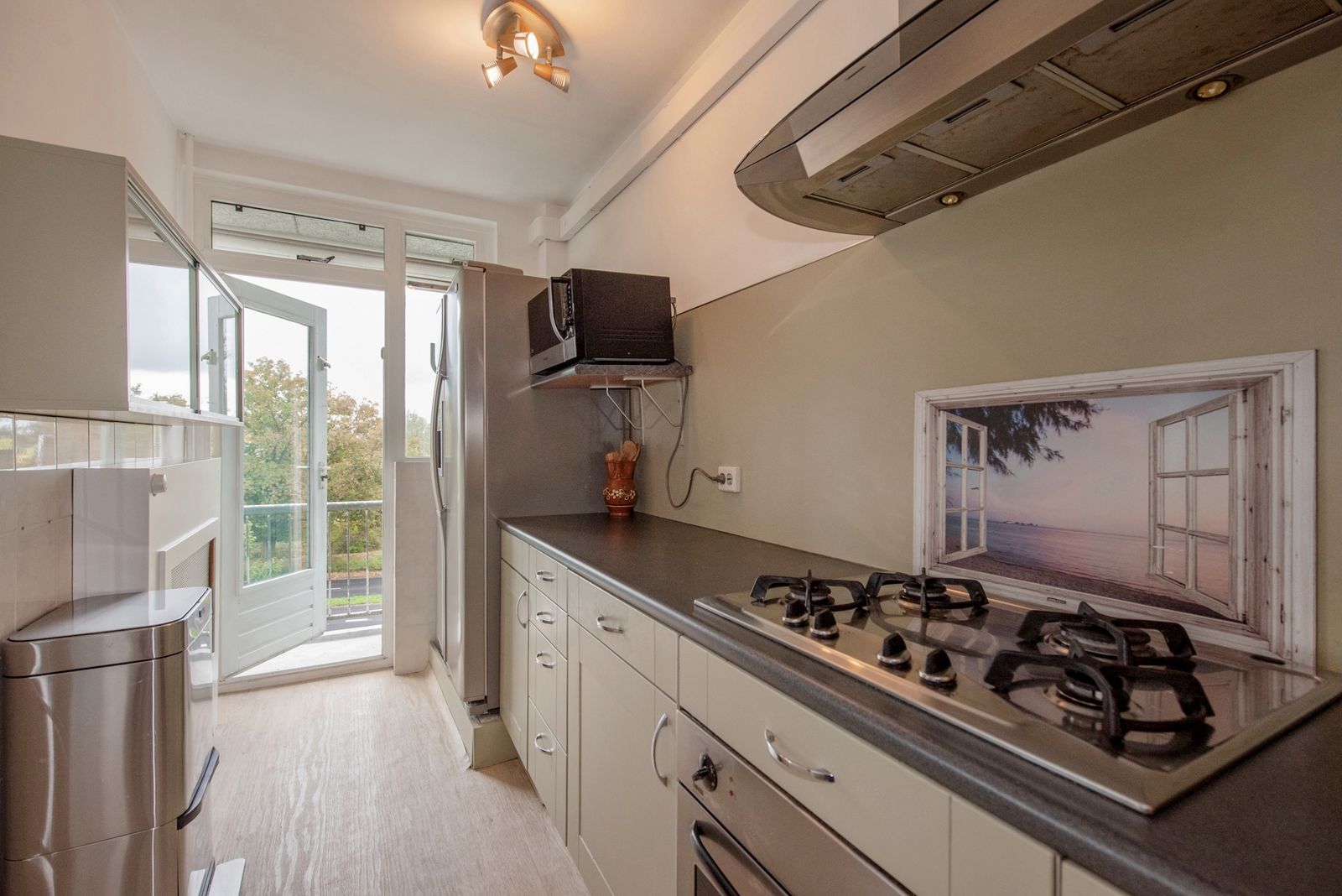 Burgemeester Keijzerlaan 227