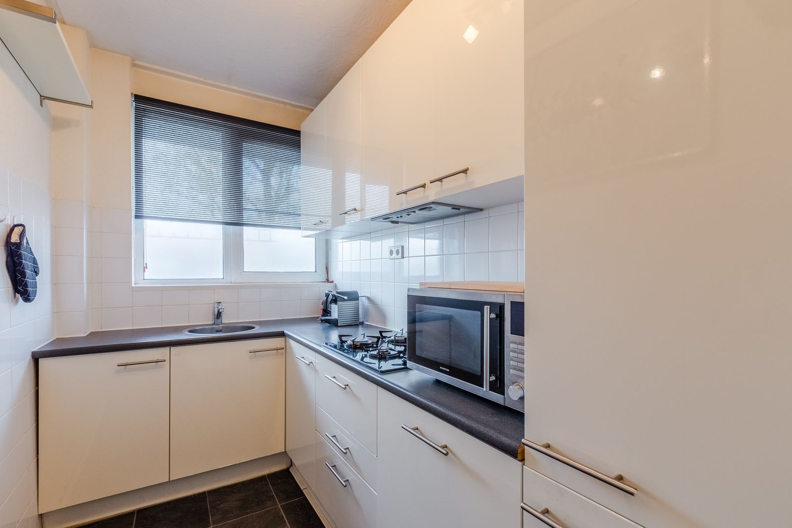 Mr. F.A. van Hallweg 80