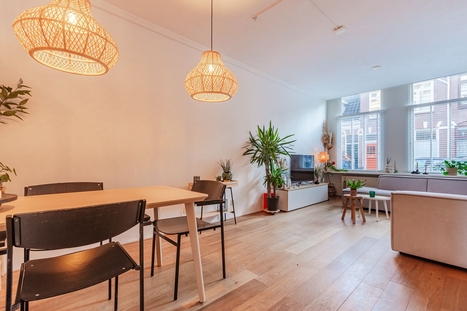 Waldeck Pyrmontstraat 4ZW