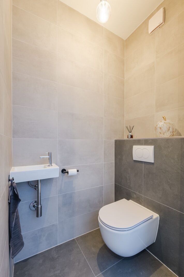 Van Ruysdaelplantsoen 2