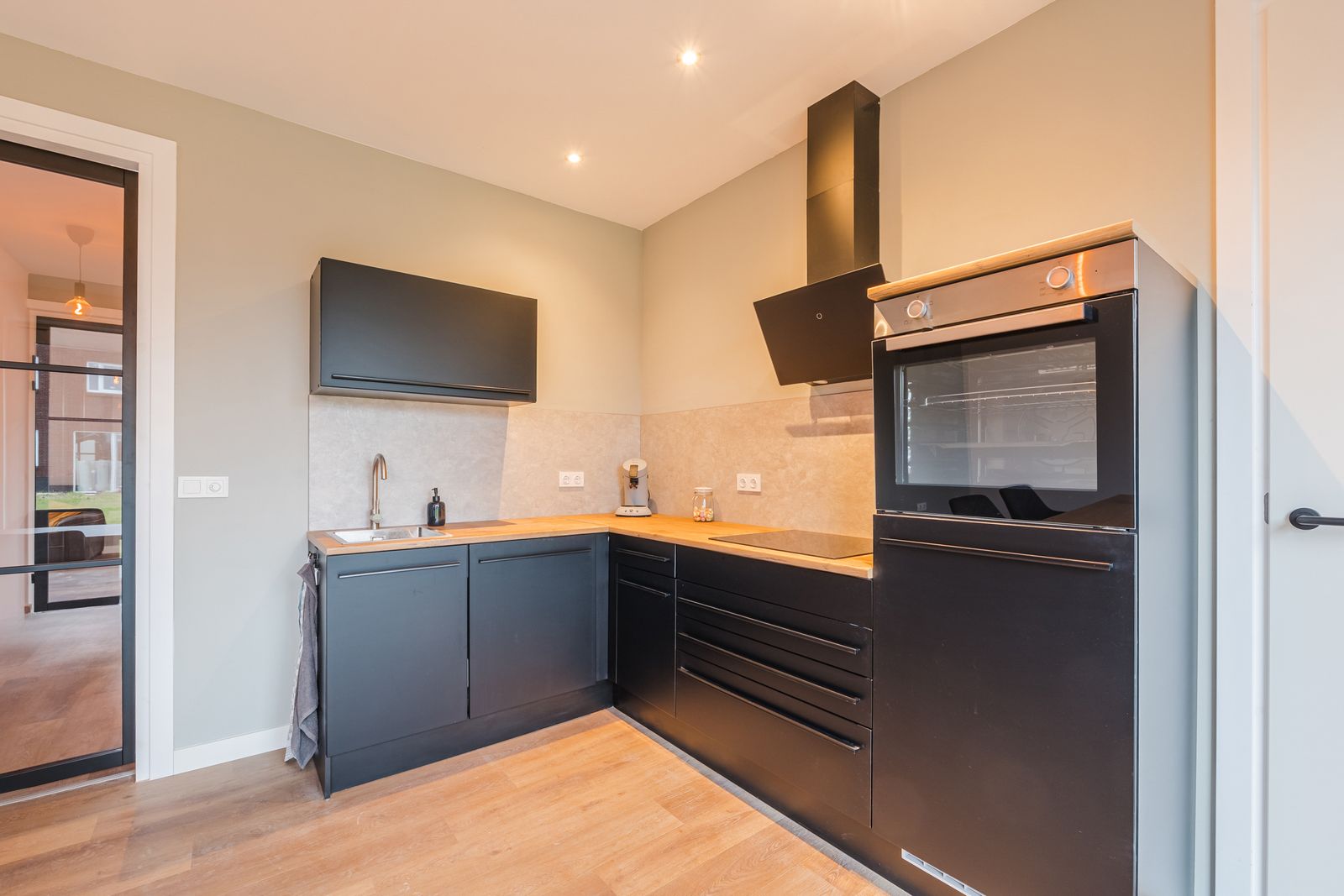 Van Ruysdaelplantsoen 2