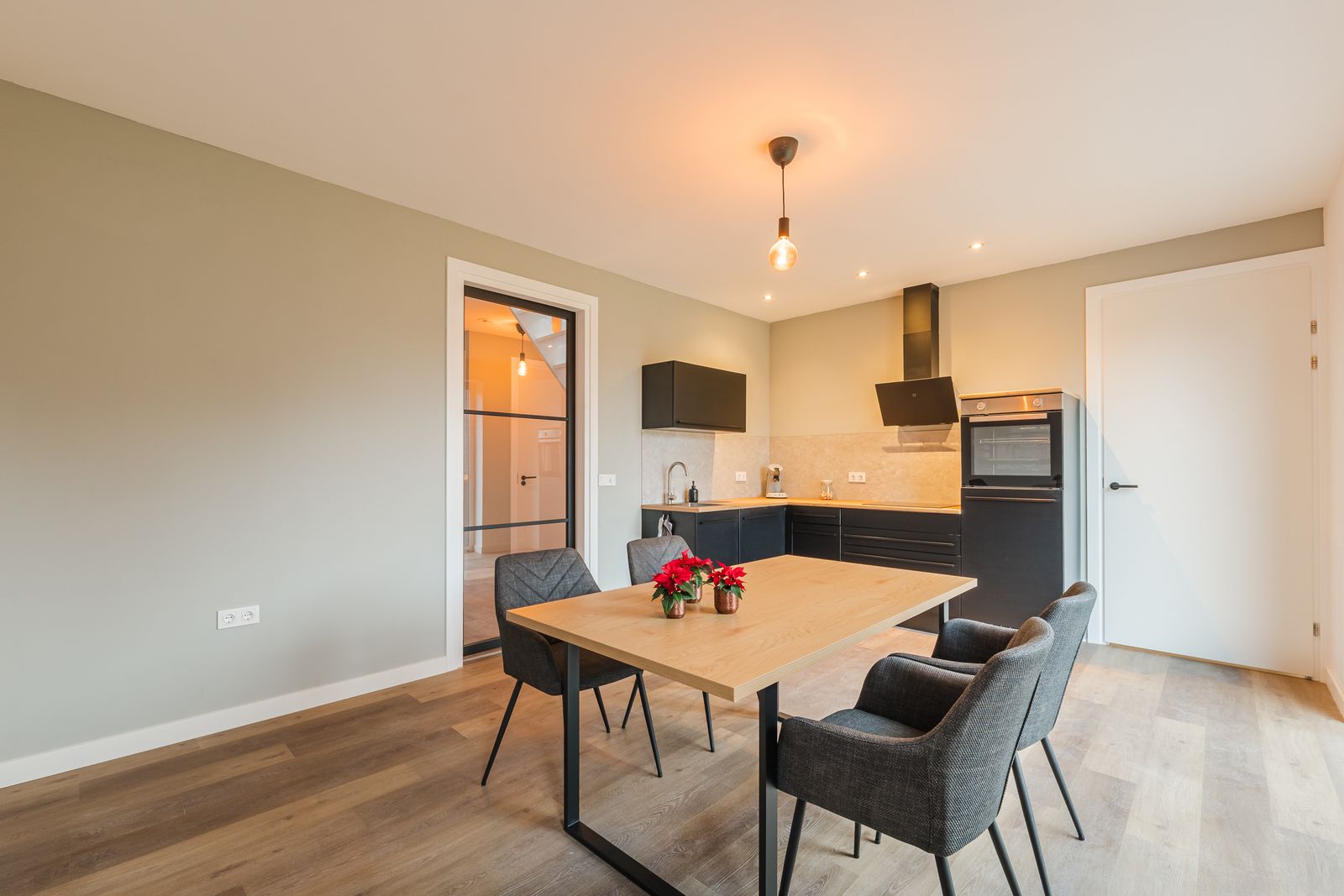 Van Ruysdaelplantsoen 2