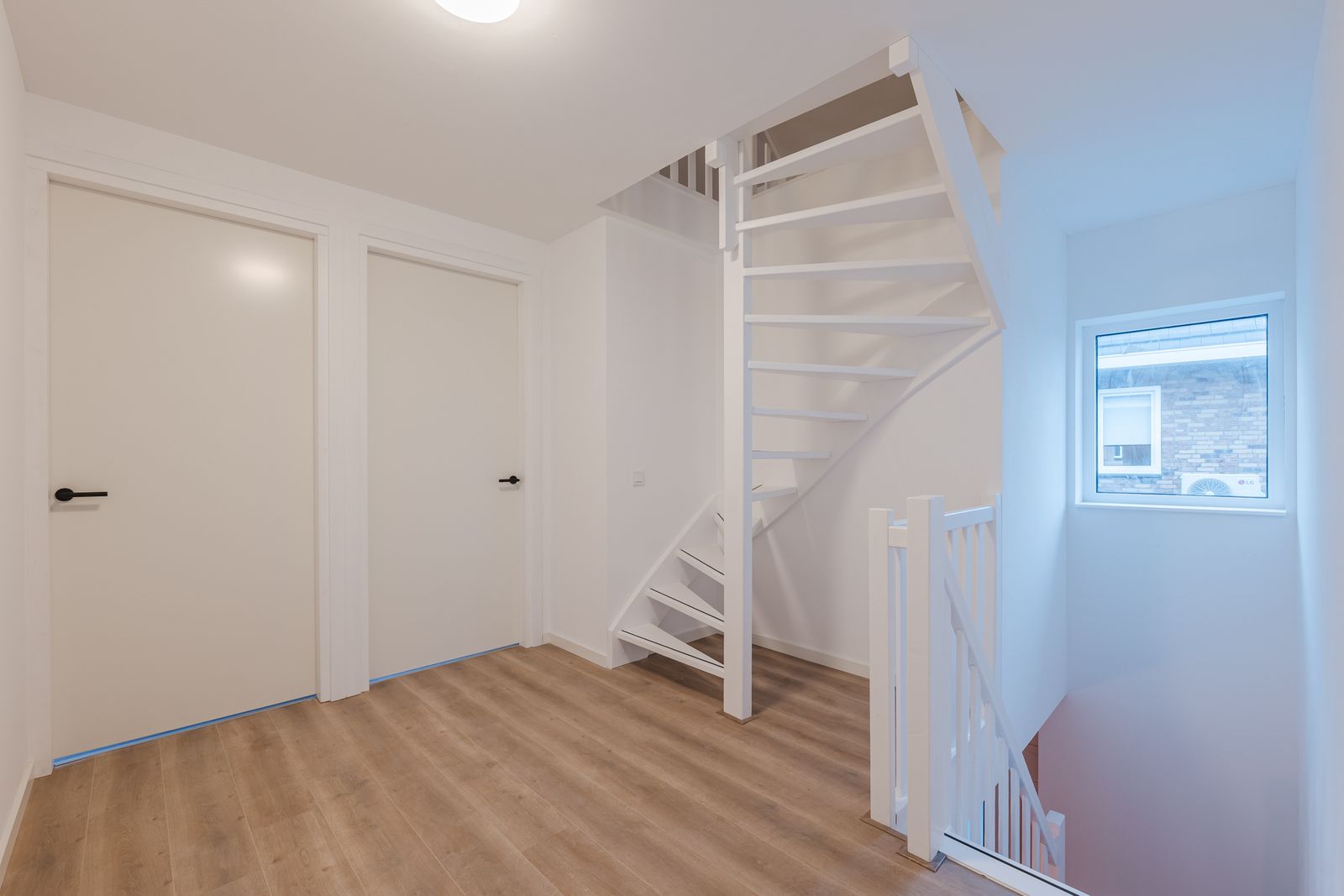 Van Ruysdaelplantsoen 2