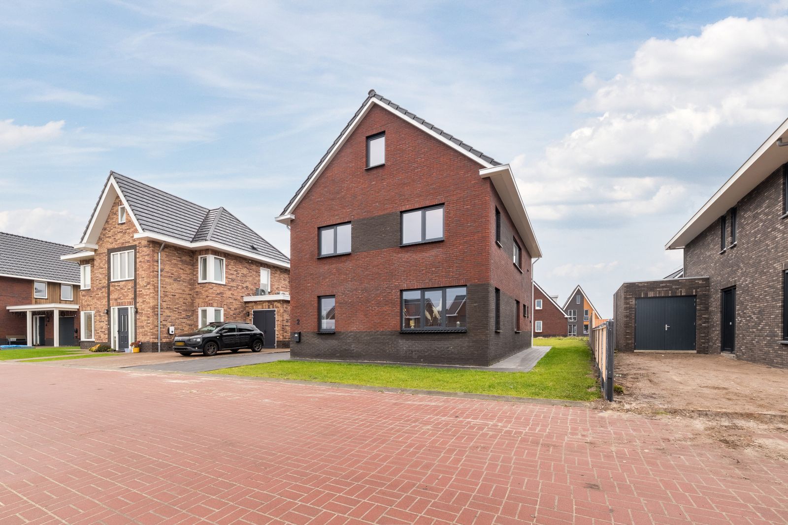 Van Ruysdaelplantsoen 2