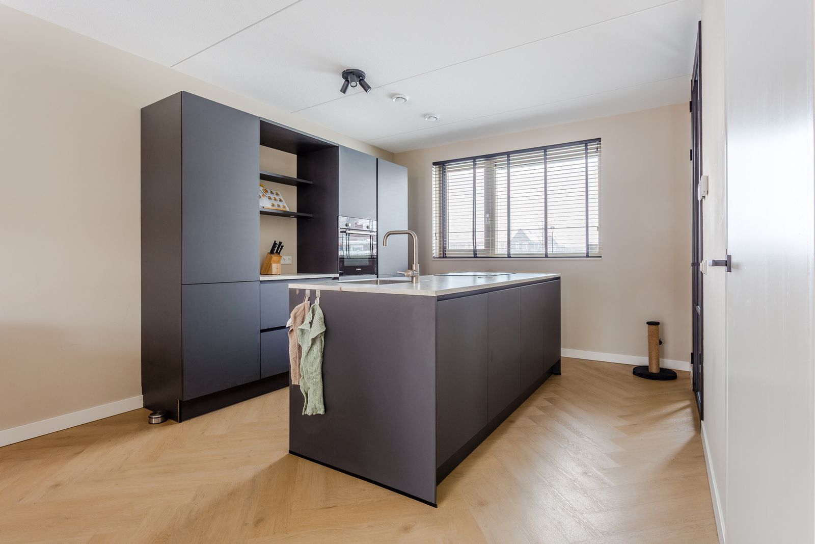 Rembrandt van Rijnstraat 38