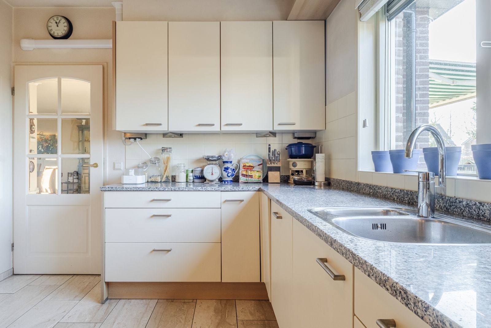 Kon Wilhelminaweg 24