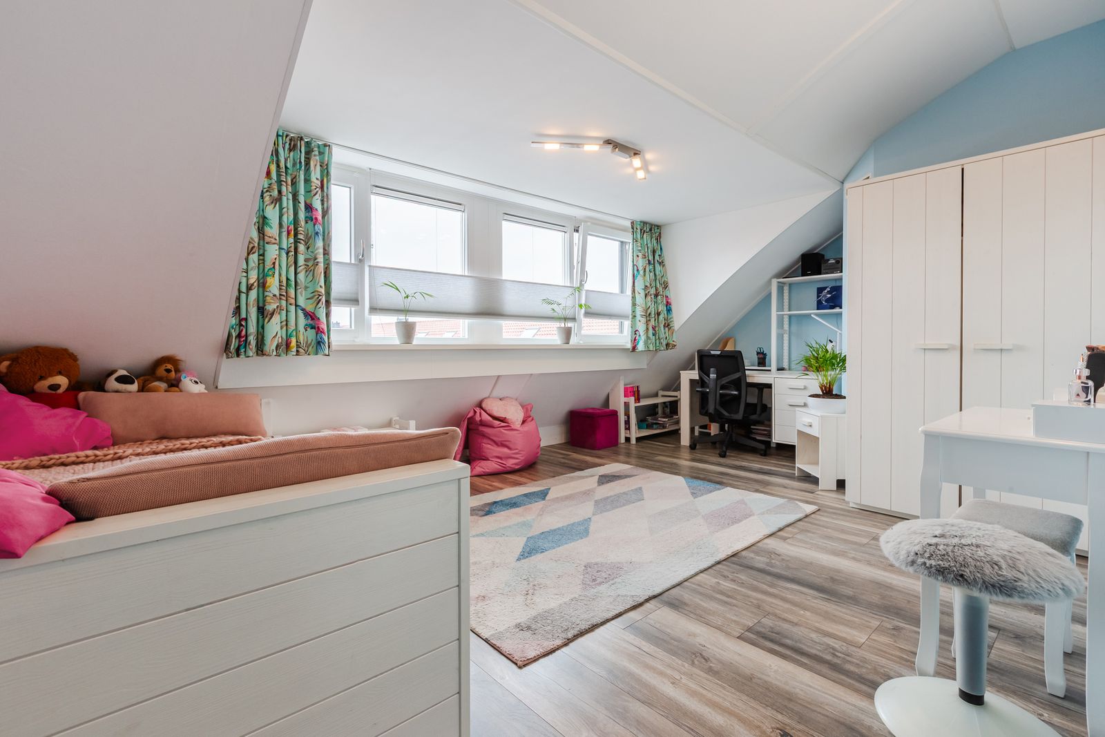 M. Kropholler-Staalstraat 9