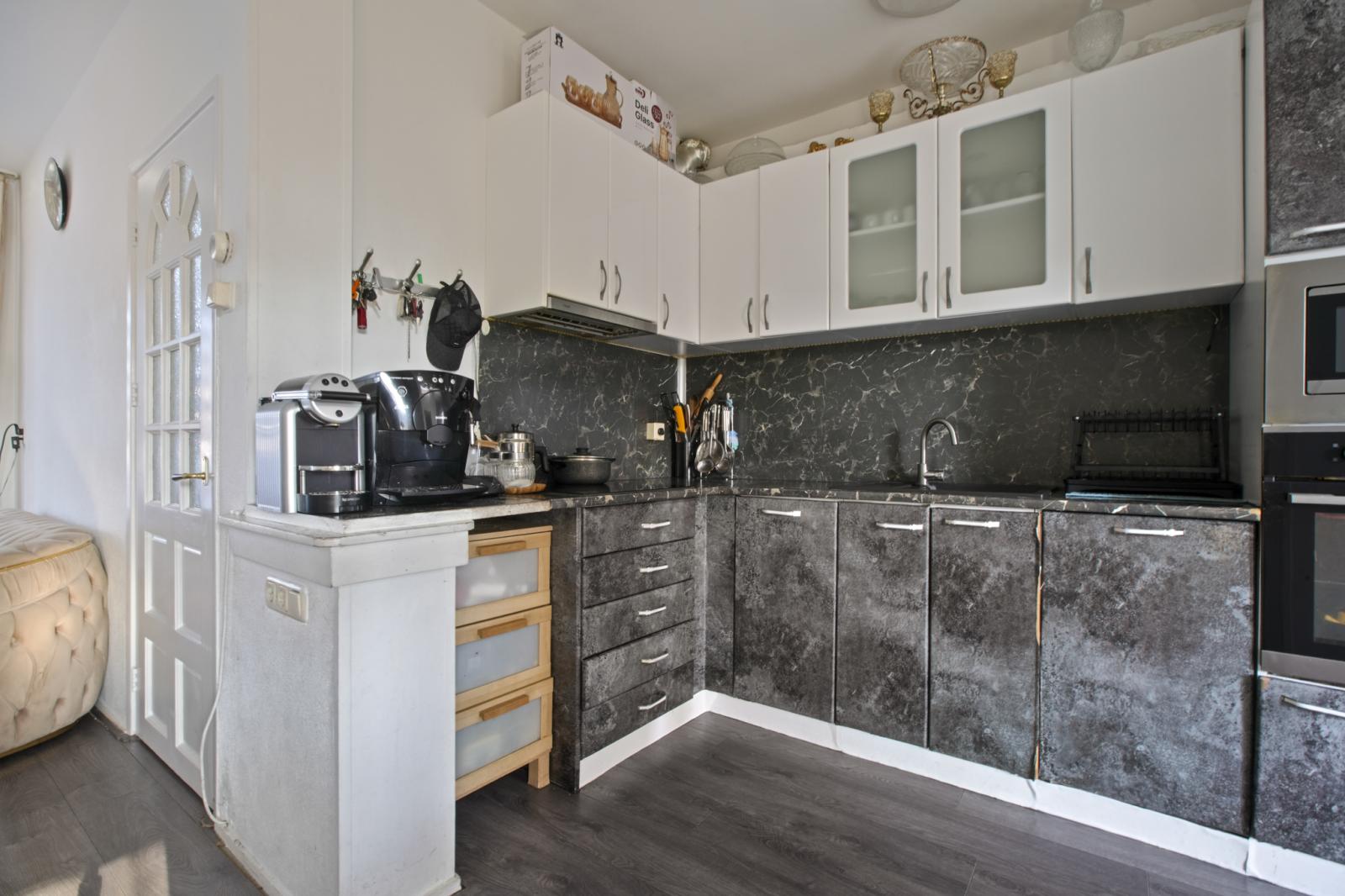 Van Karnebeekstraat 67