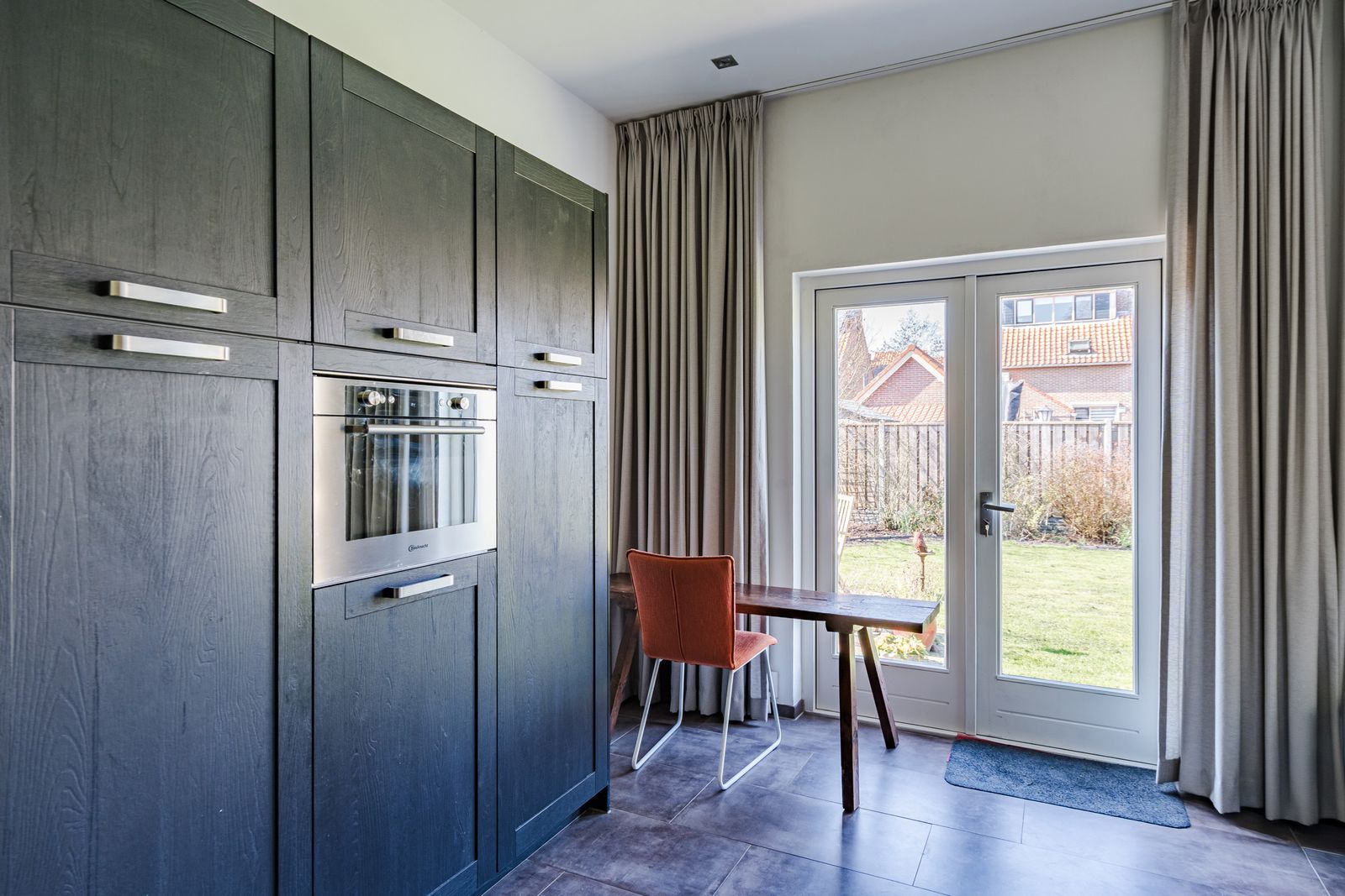 Pastoor Suidgeeststraat 16