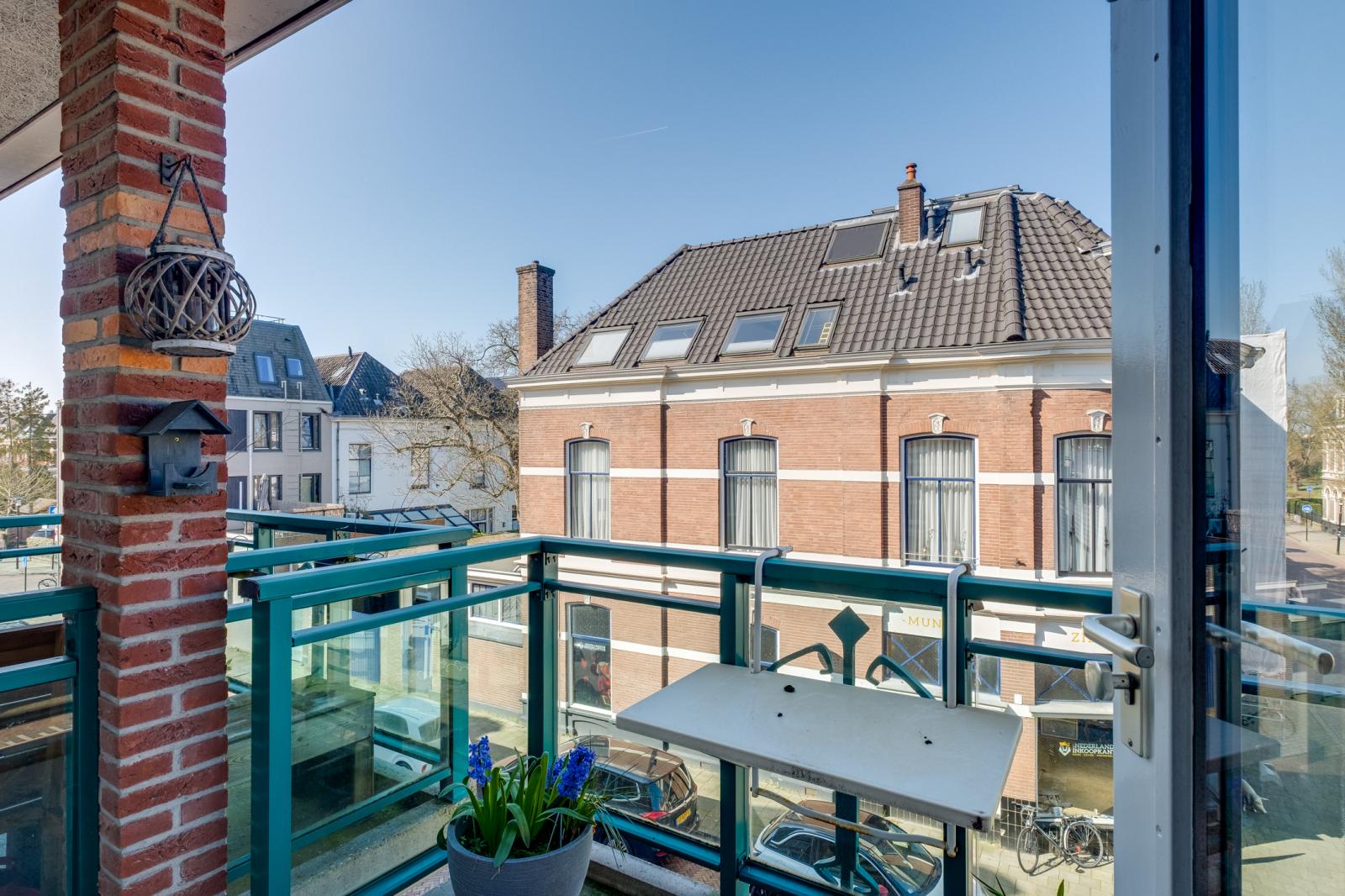 Graaf van Burenstraat 2F27