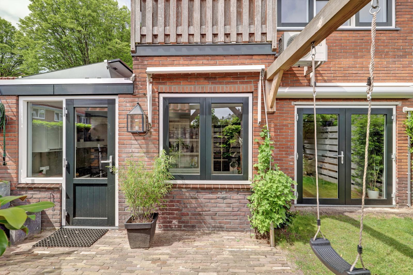 Radiostraat 68
