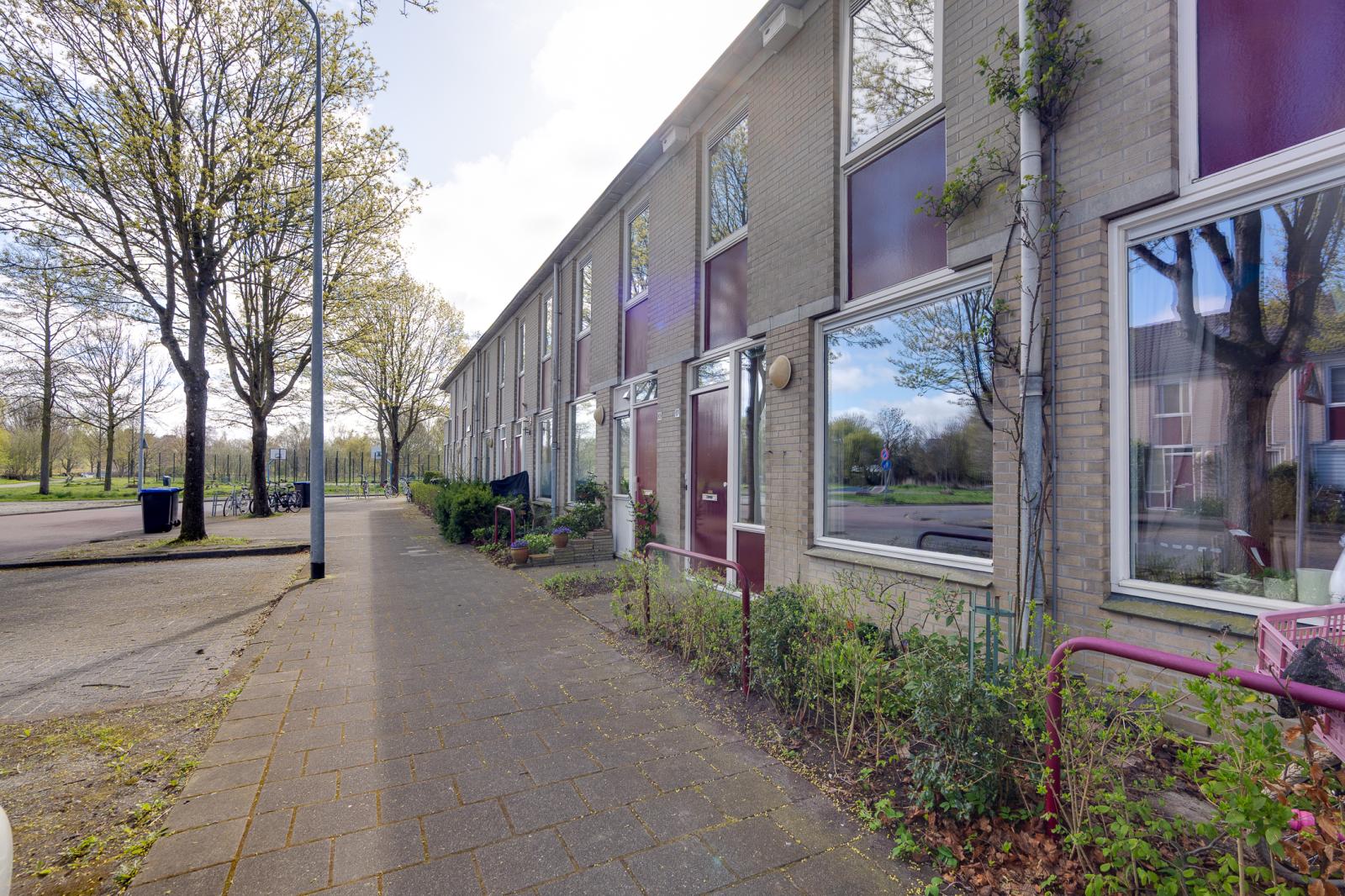 J.M. den Uylstraat 61