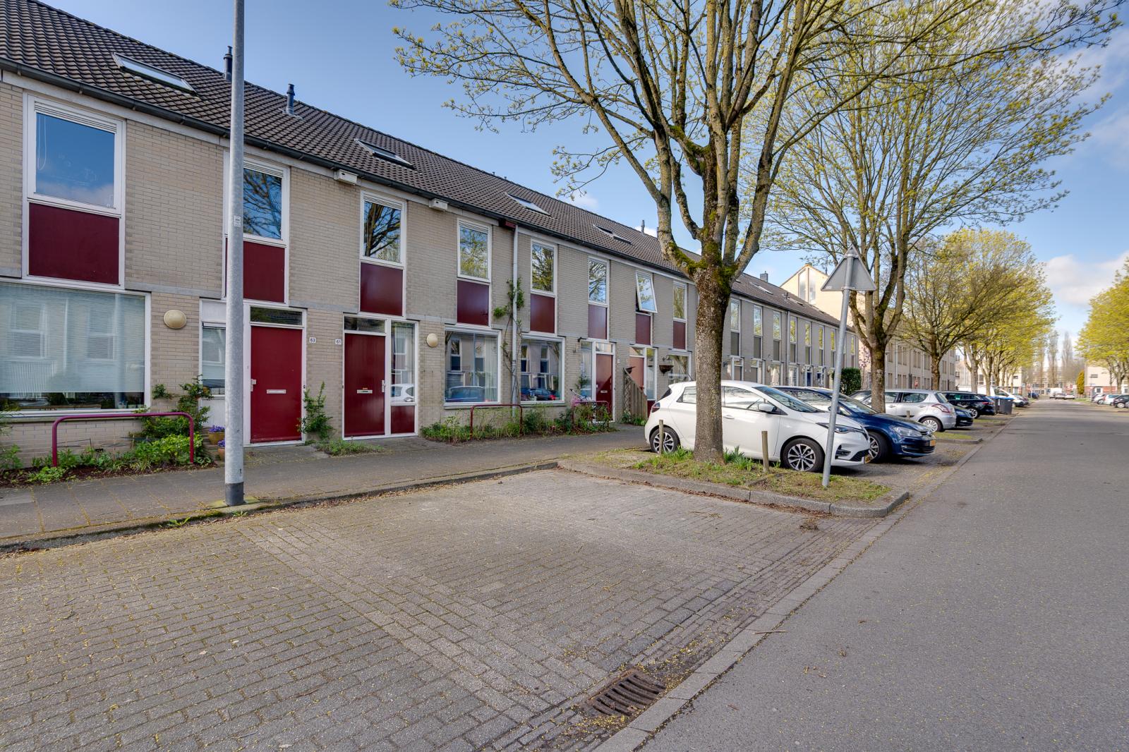 J.M. den Uylstraat 61