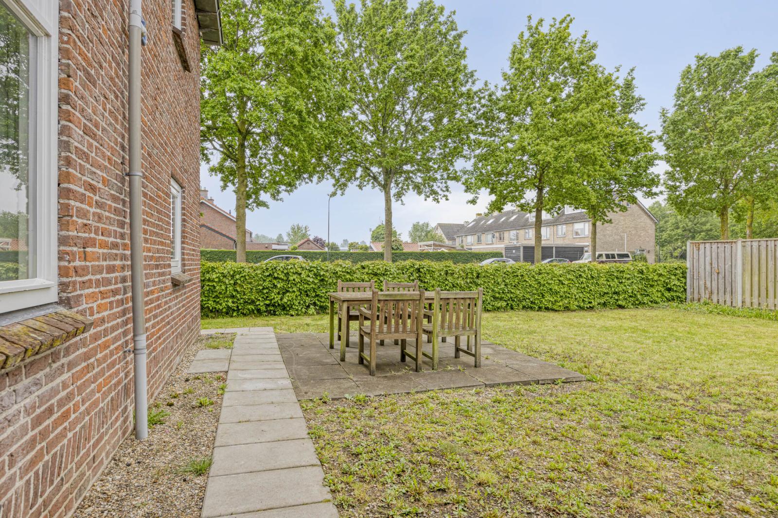 Zuideveldlaan 16