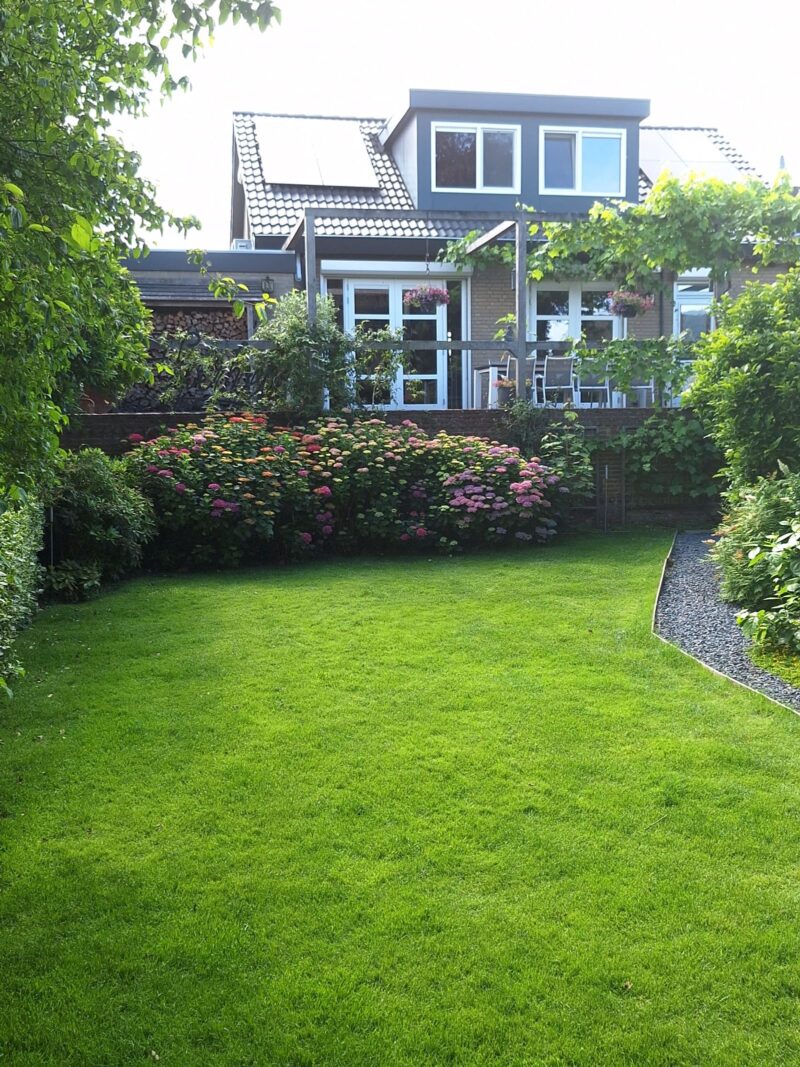 Spoorstraat 27