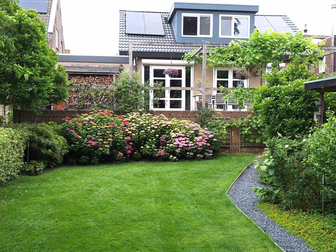 Spoorstraat 27