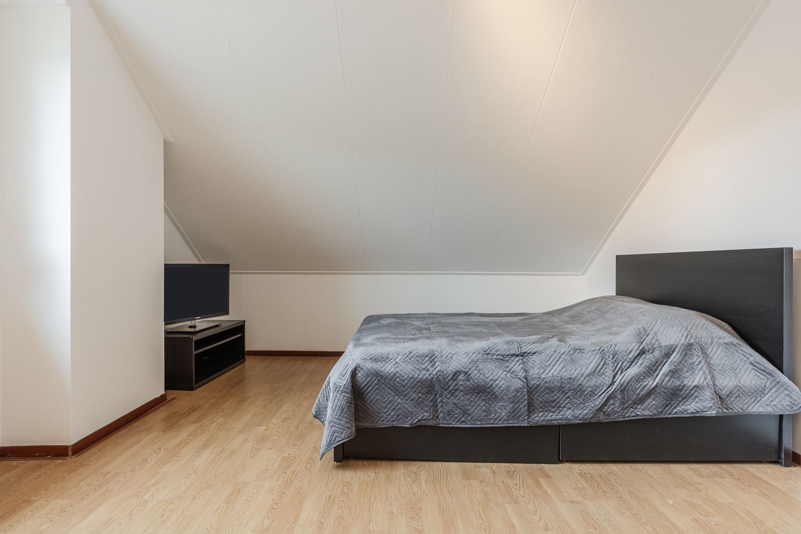 Spoorstraat 27