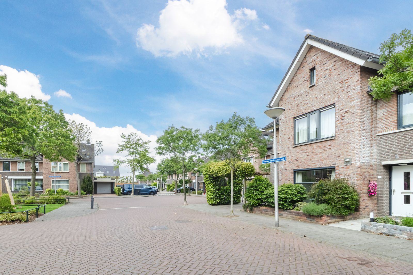 Vrouwe Van Loonstraat 19