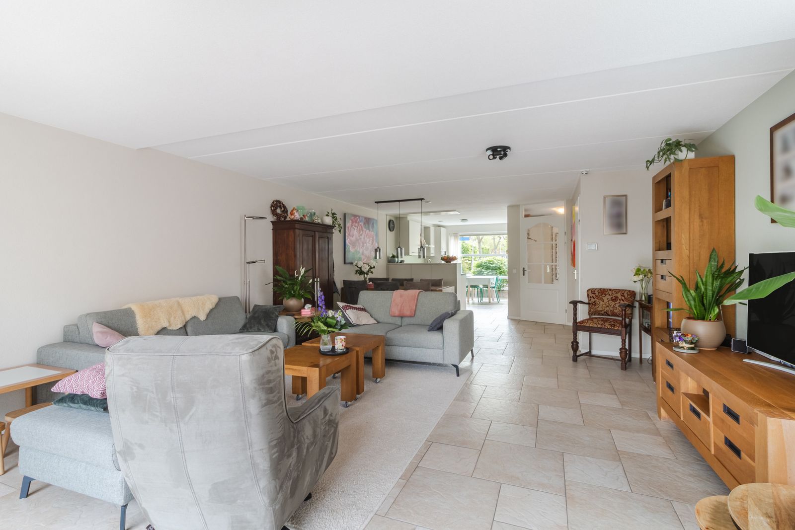 Vrouwe Van Loonstraat 19