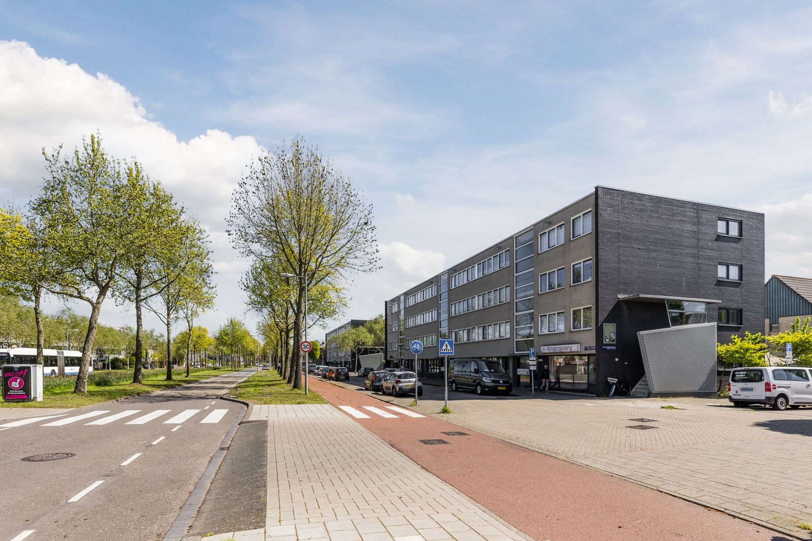 J.M. den Uylstraat 91