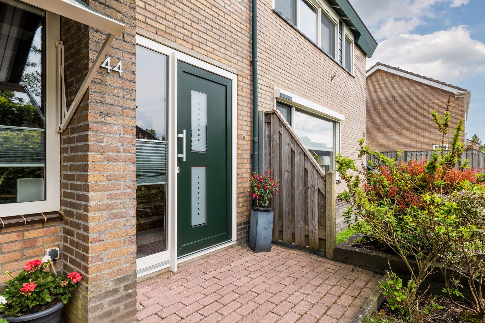 Gronddiep 44