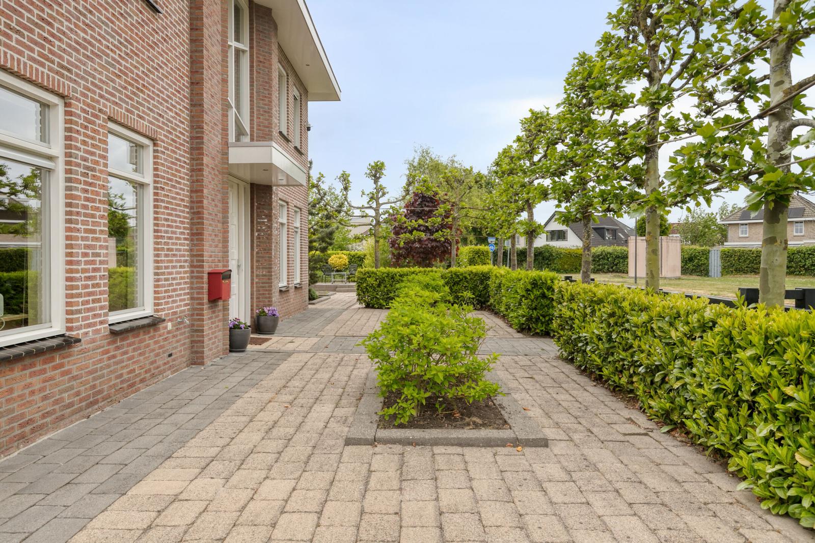 Westhoven 136