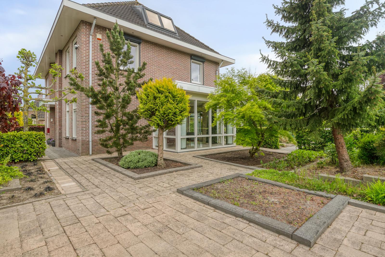 Westhoven 136
