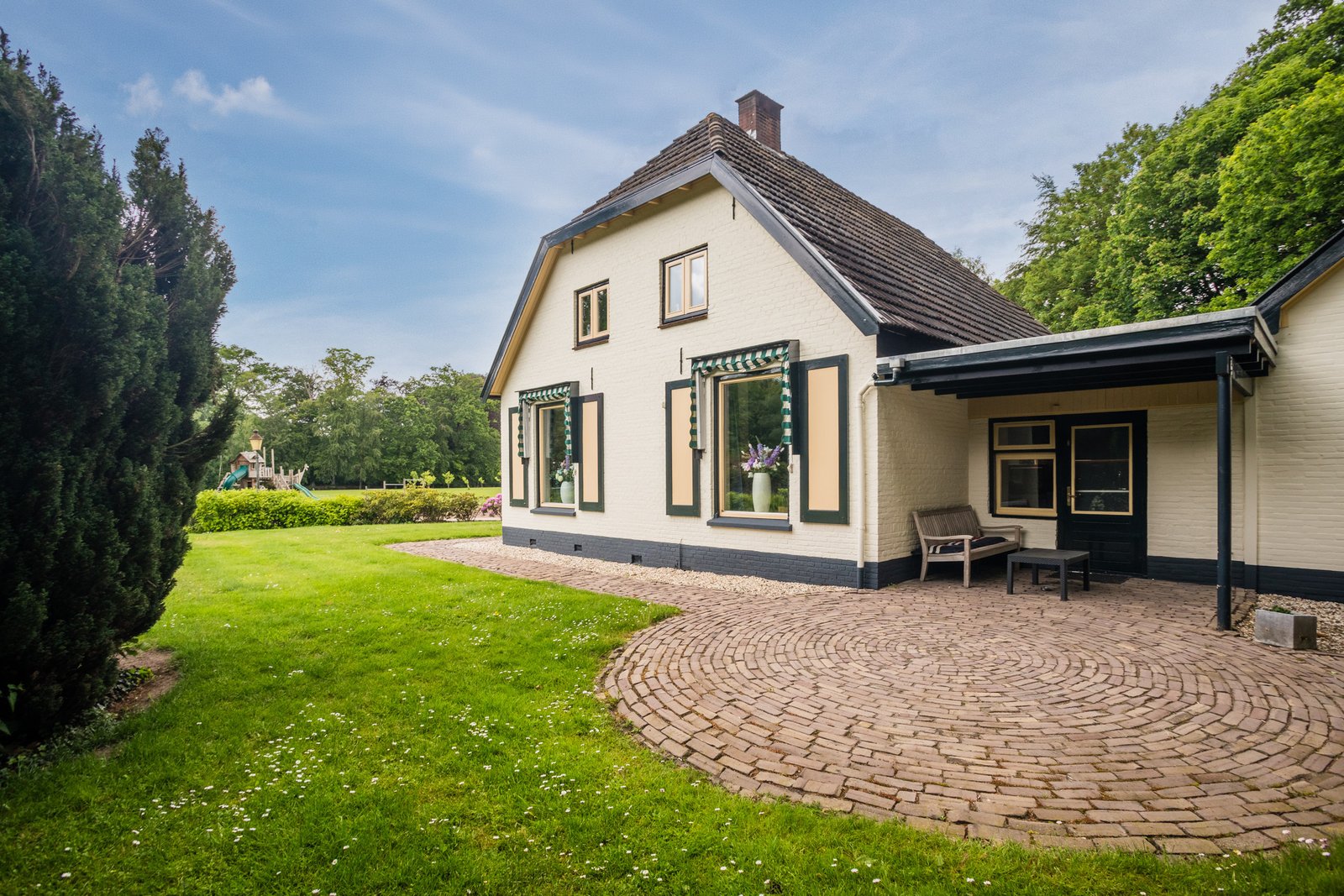 Blikkenweg 4