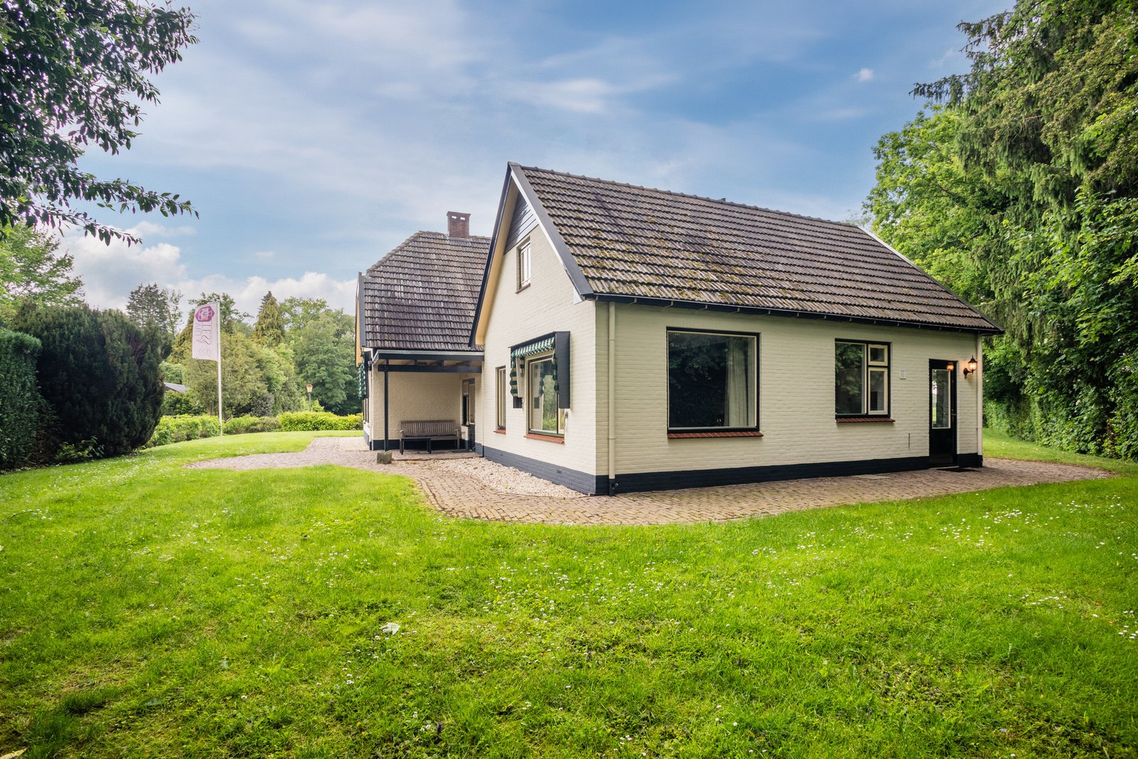 Blikkenweg 4