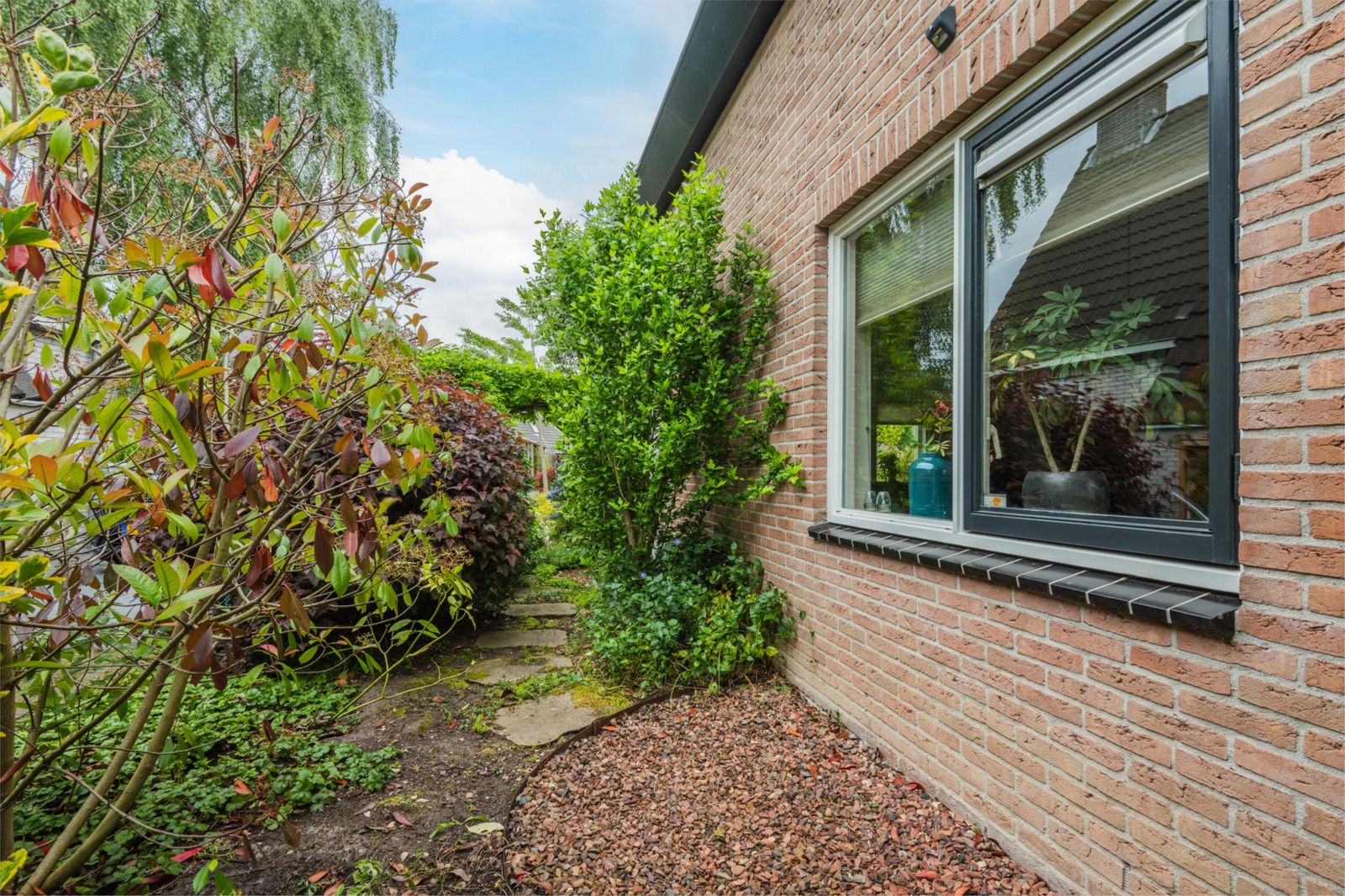 Schoener 44 7