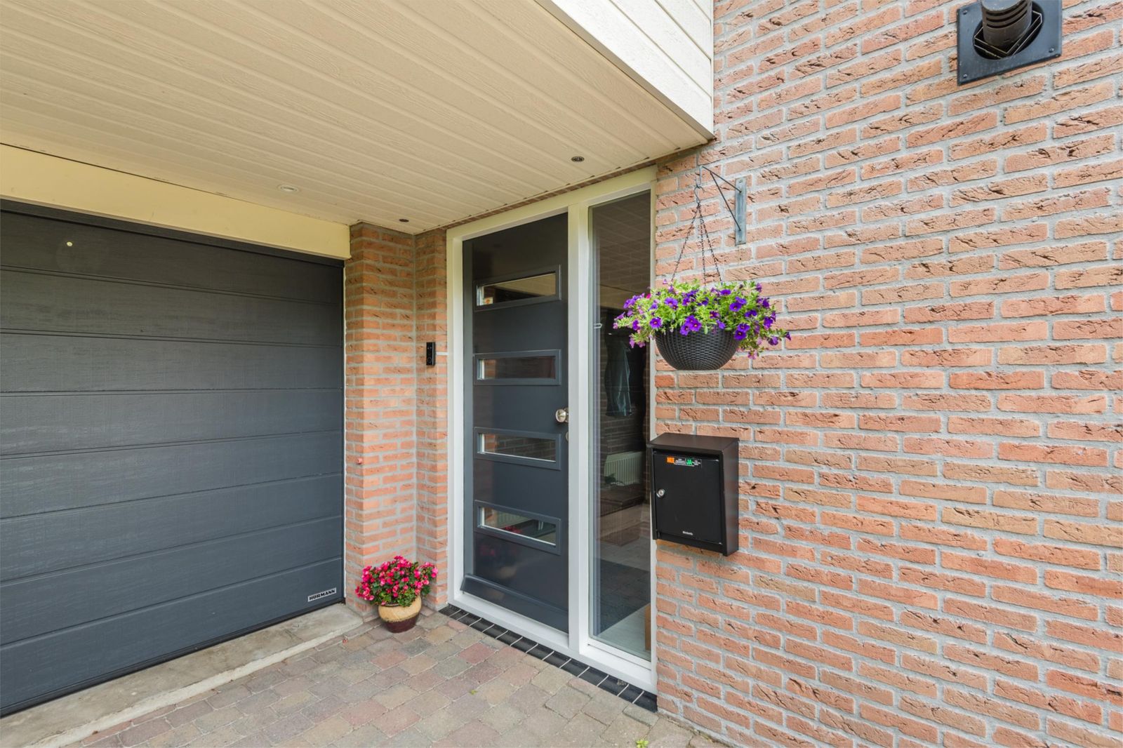Schoener 44 7