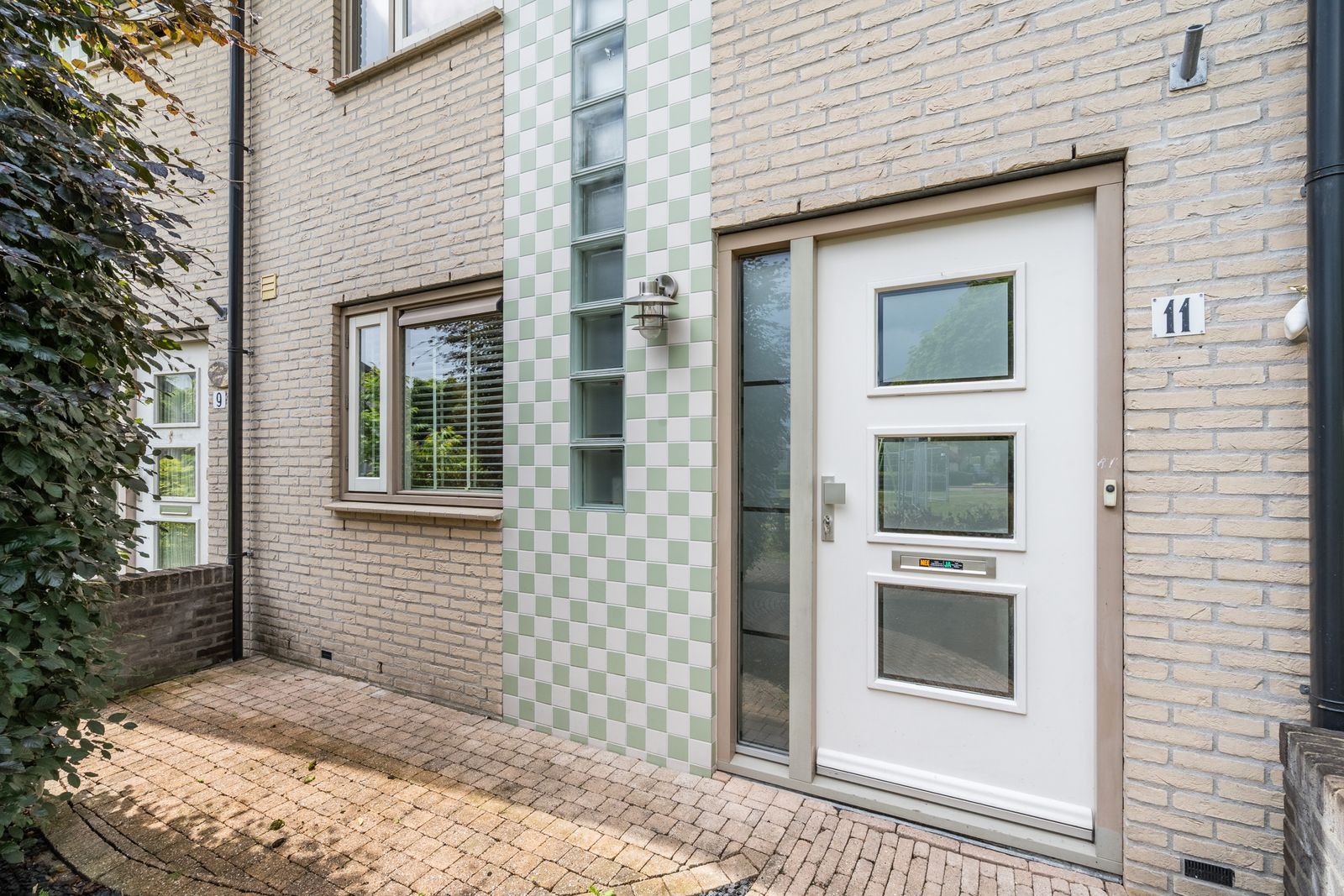 Van Rijnesteinlaan 11