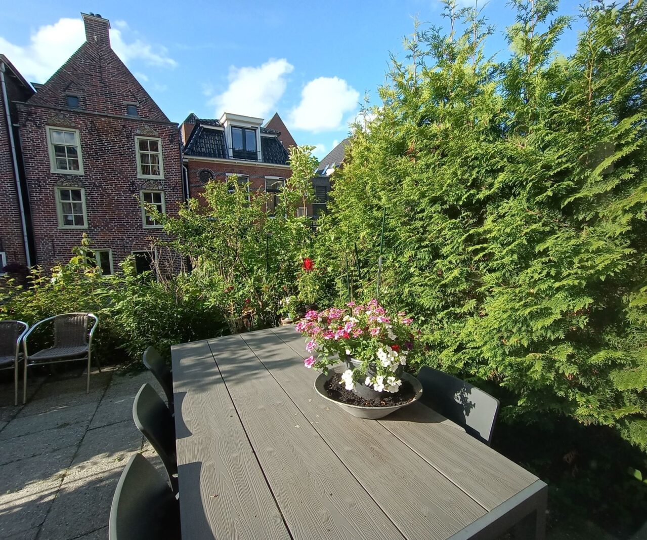 Dijkstraat 27