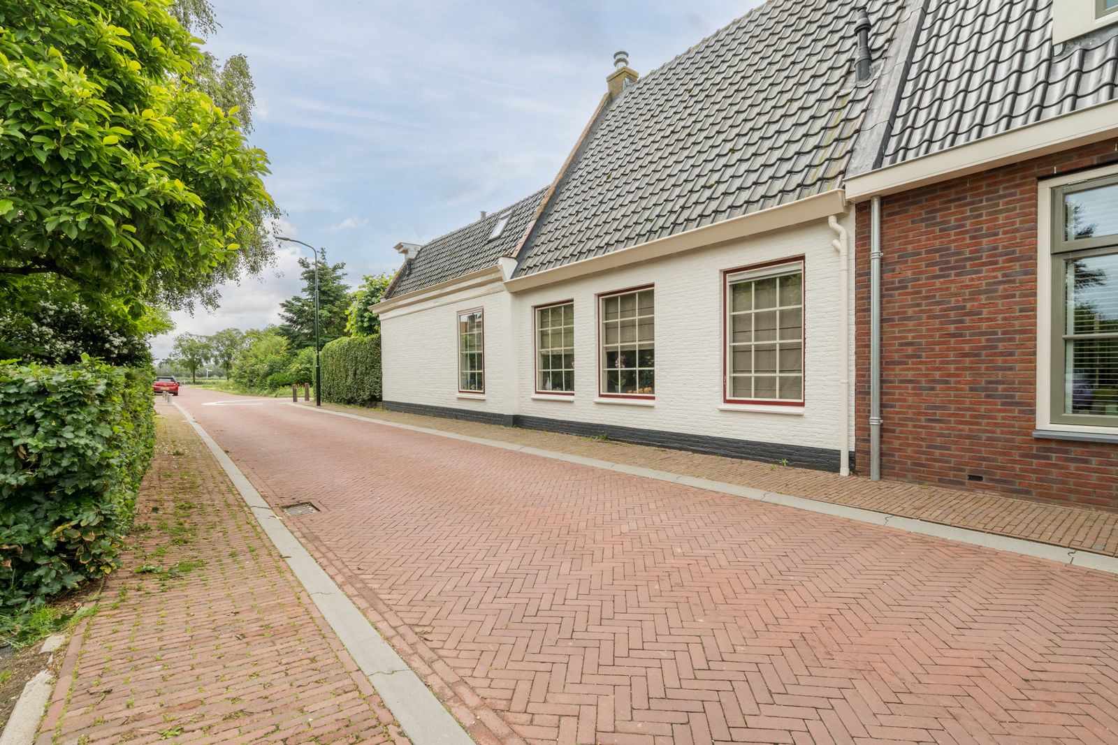 Dorpsstraat 44