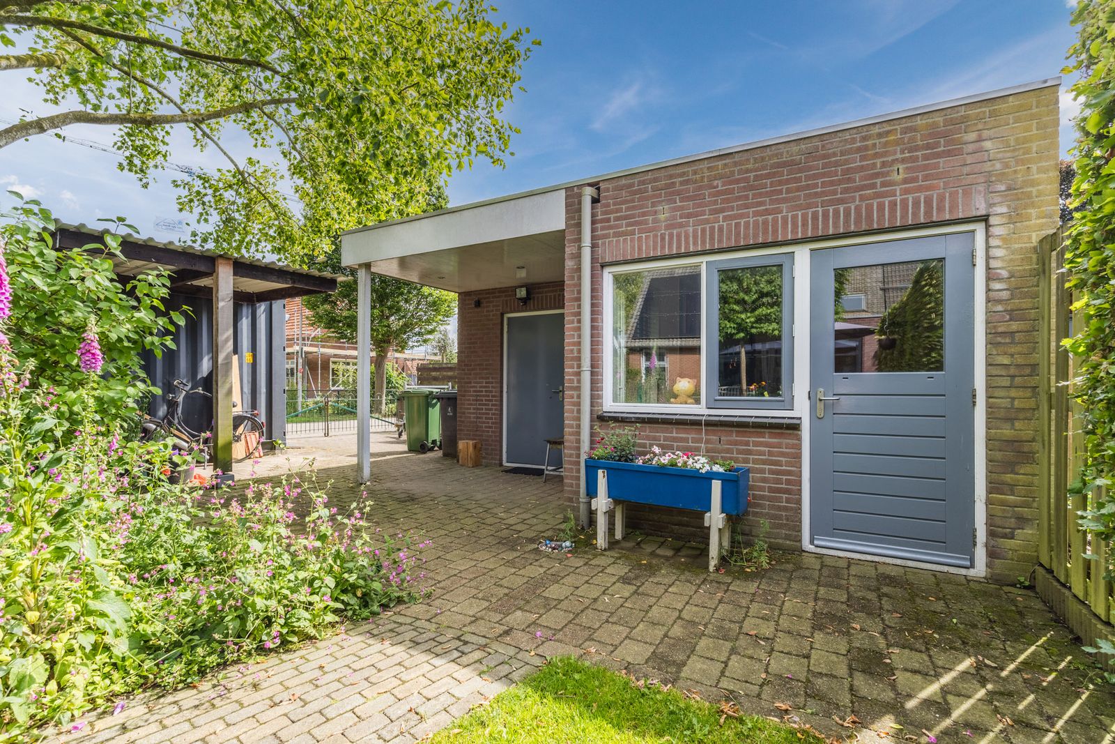 Kerkstraat 32