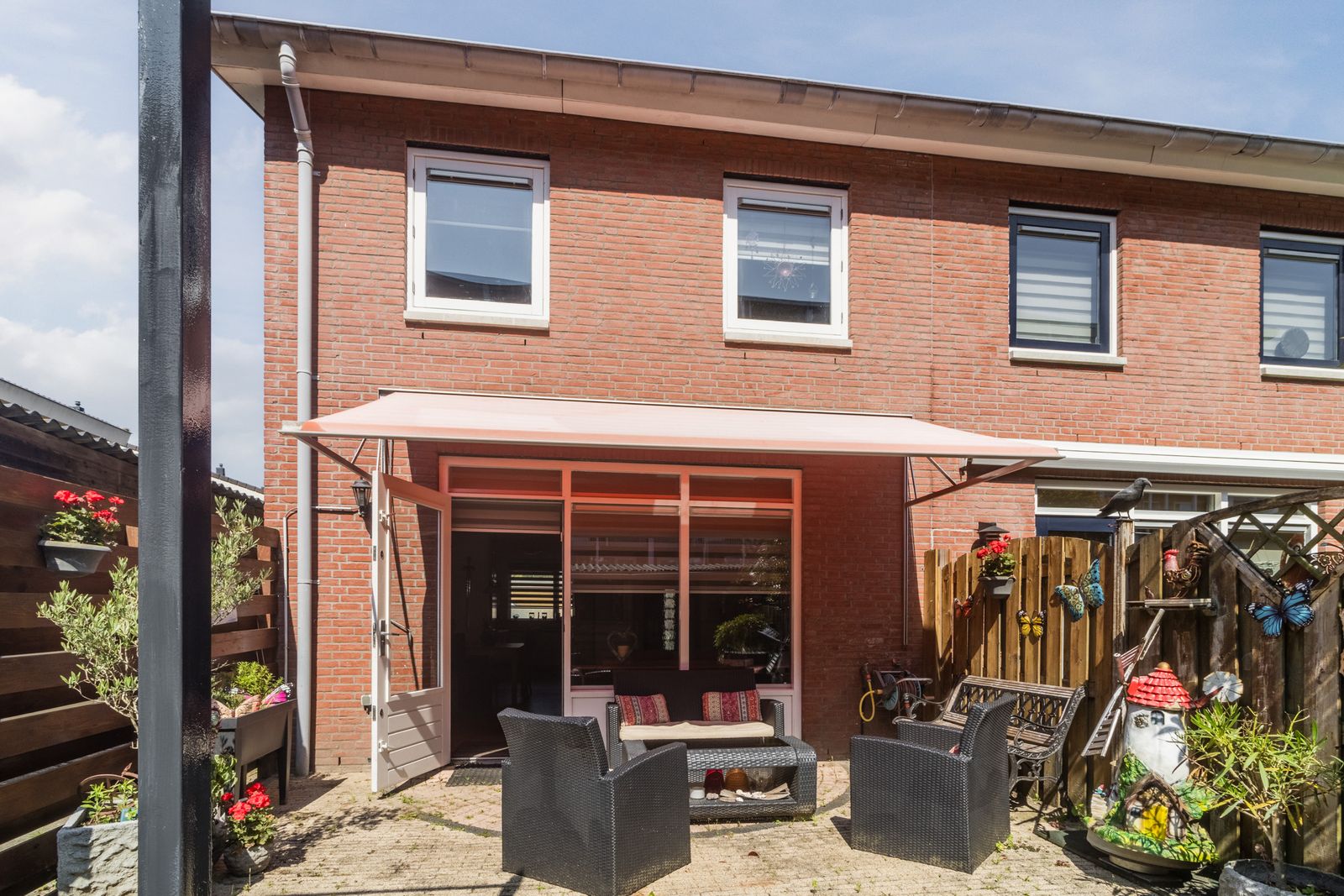 Warschaustraat 23