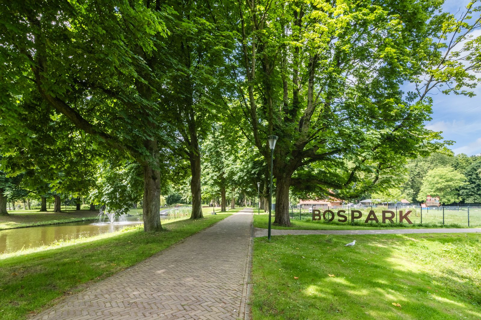 Charlotte de Bourbonstraat 42