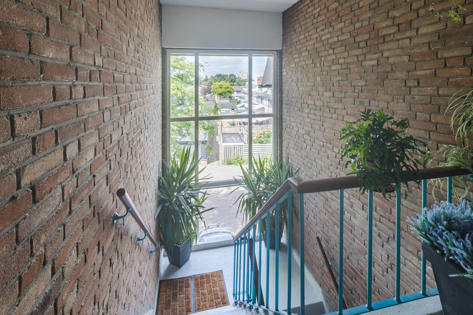 Charlotte de Bourbonstraat 42