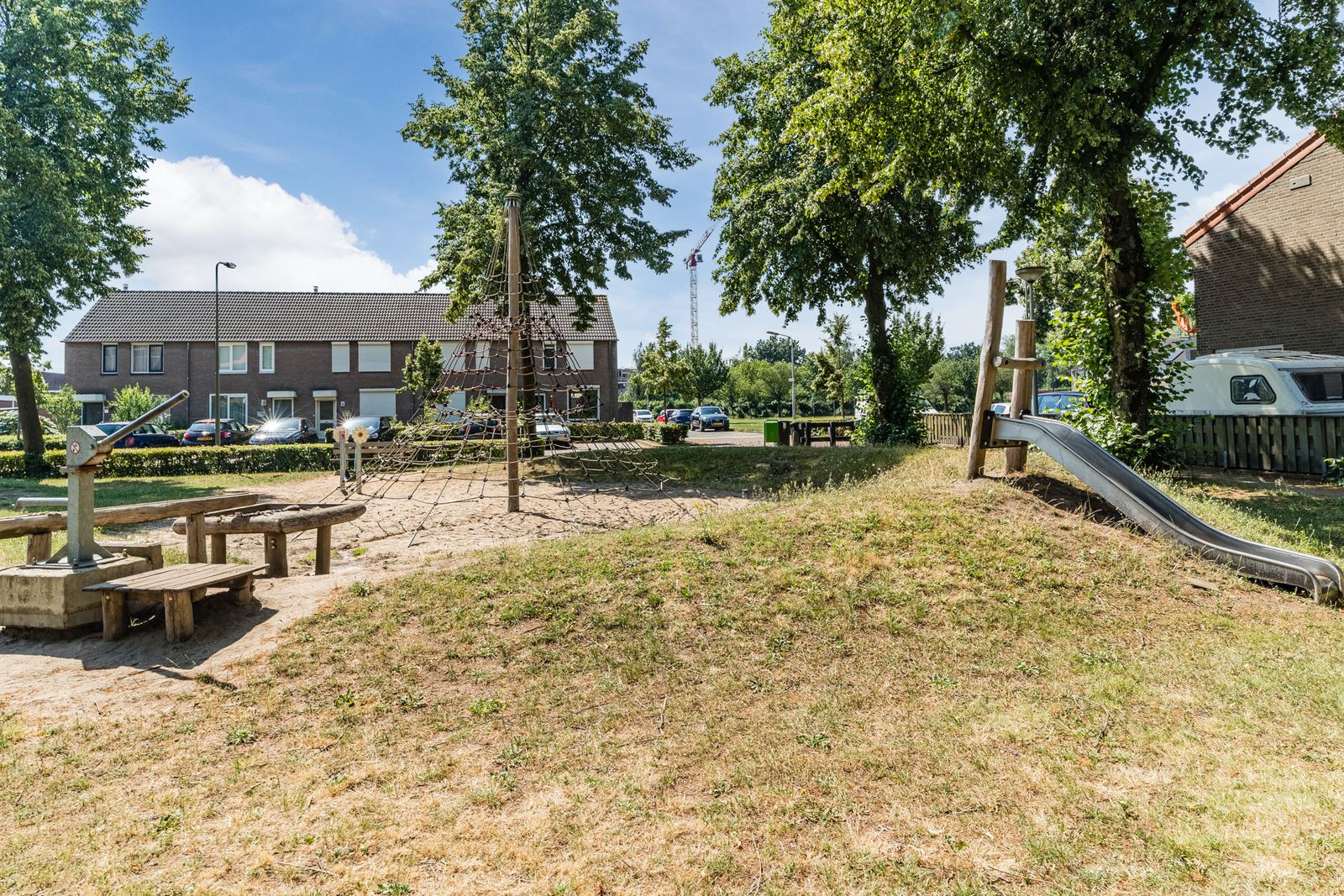 Burgemeester Ploegmakerslaan 61