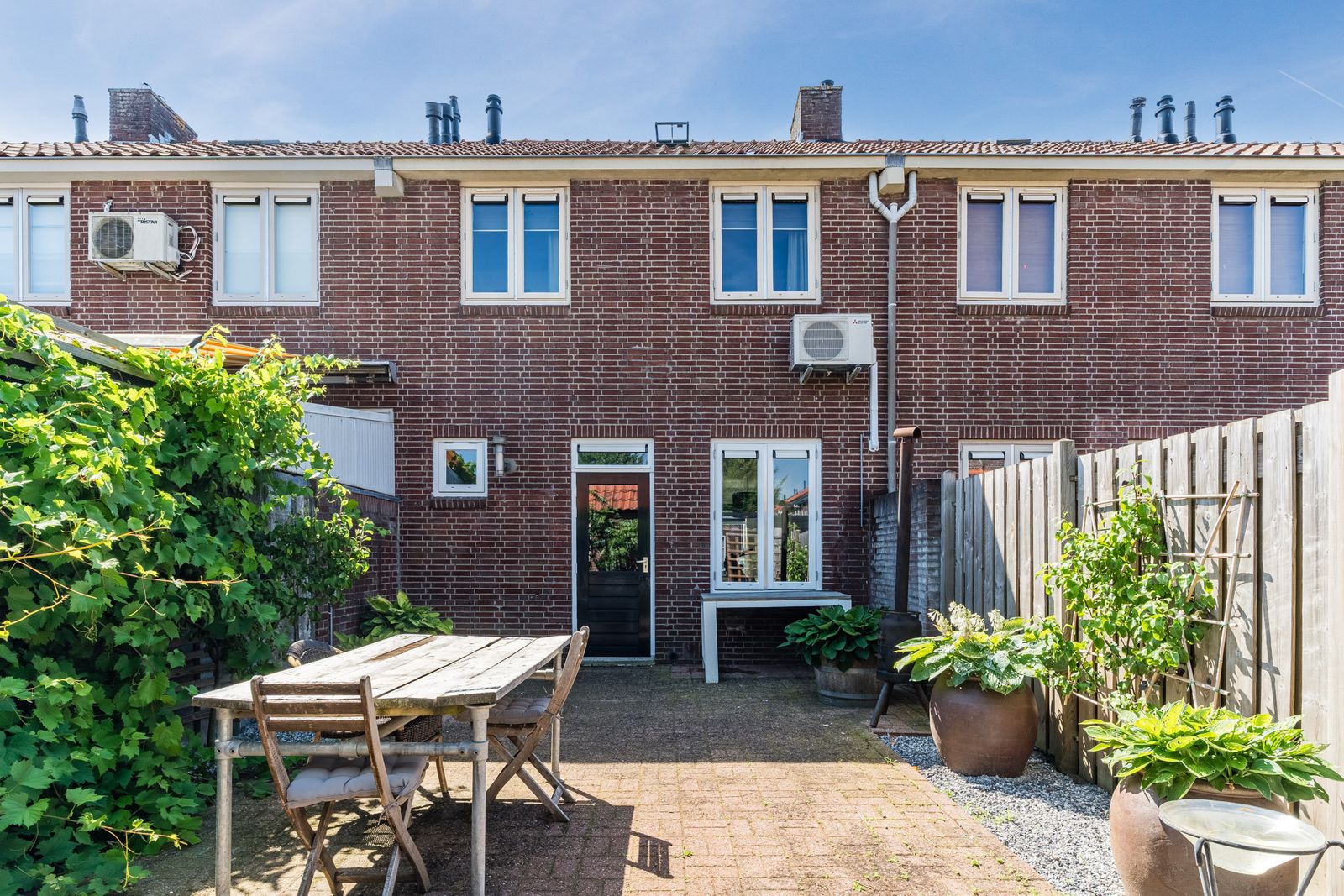 Burgemeester Ploegmakerslaan 61