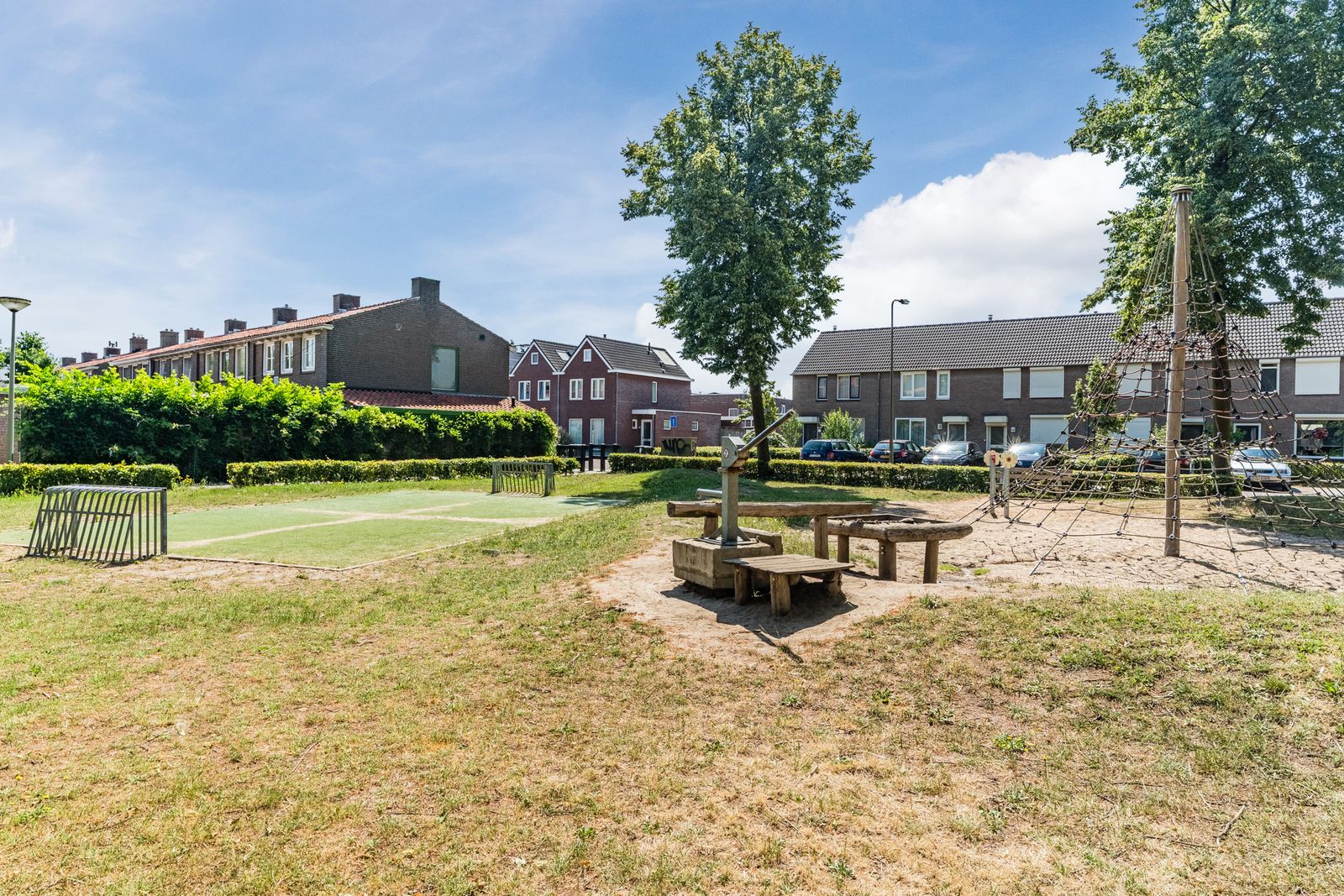 Burgemeester Ploegmakerslaan 61